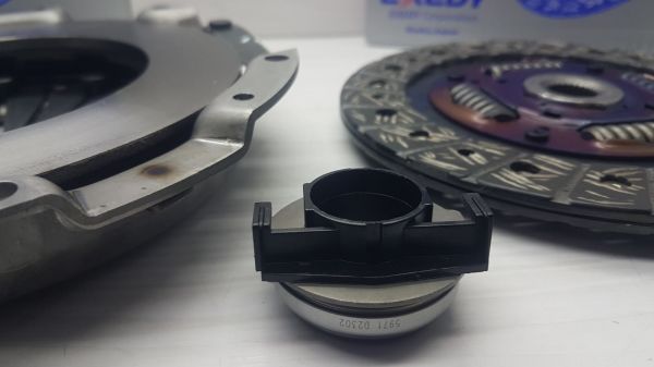 Debriyaj Seti Carisma 1.6