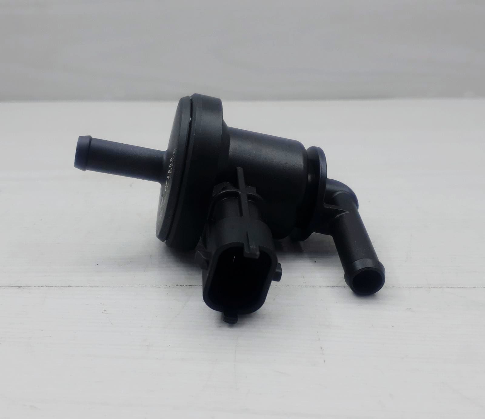 Basinç Reğülatörü Yakit Valfi Blue Elantra 14-