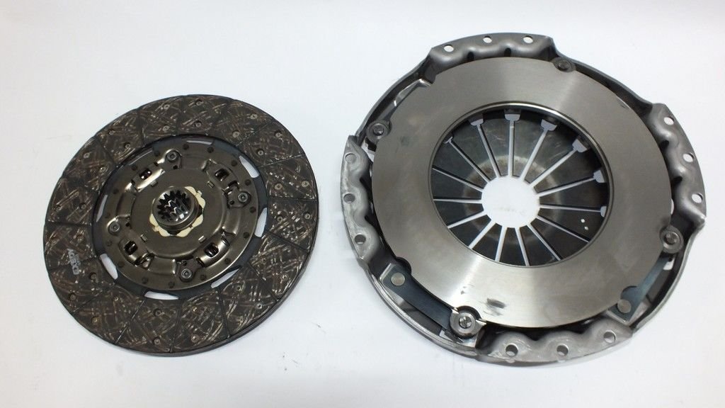 CANTER 3,3L D4DA FE639-FE659 1994- OYNAR GÖBEK DEBRİYAJ SETİ