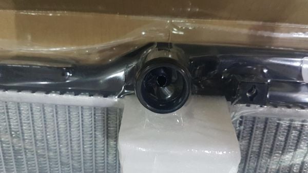 RADYATÖR CORONA/CARINA ST191 92-97 A/T otomatik vites