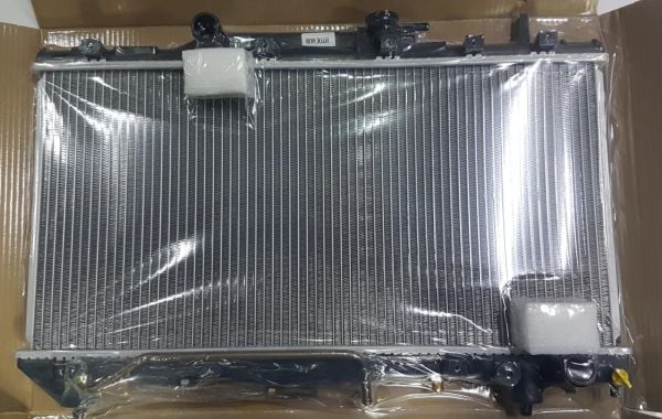 RADYATÖR CORONA/CARINA ST191 92-97 A/T otomatik vites