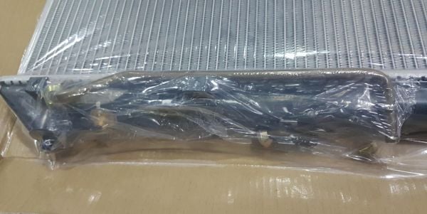 RADYATÖR CORONA/CARINA ST191 92-97 A/T otomatik vites