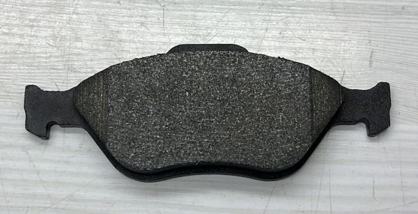 BALATA ÖN YARIS 06- 1,0/D4D