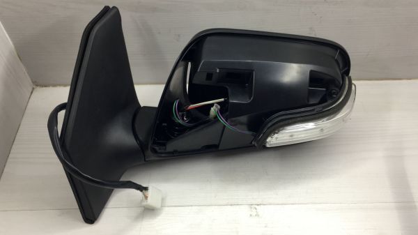 Ayna Avensis Sol 06-Elk