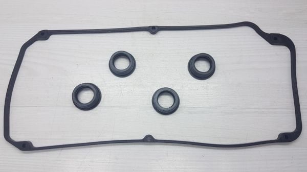 Üst Kapak Conta Carisma 1.6 /1,8 Set