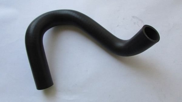 COROLLA BENZİNLİ 07-14 RADYATÖR HORTUMU ALT