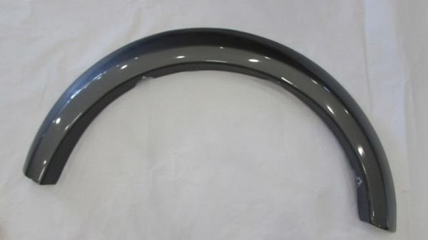 L200 2010-2014 ÇAMURLUK AĞZI PLASTİĞİ (DODİK)  ÖN (BOYALI) SAĞ