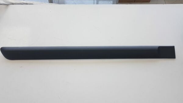 matrix kapı bandı sağ arka