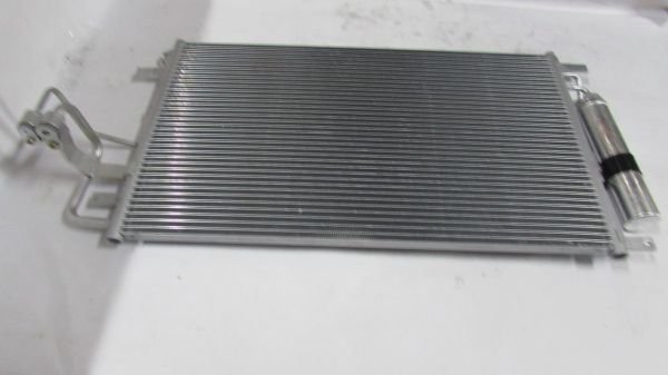 TUCSON / SPORTAGE 04-10 2.0 DIESEL KLİMA RADYATÖRÜ