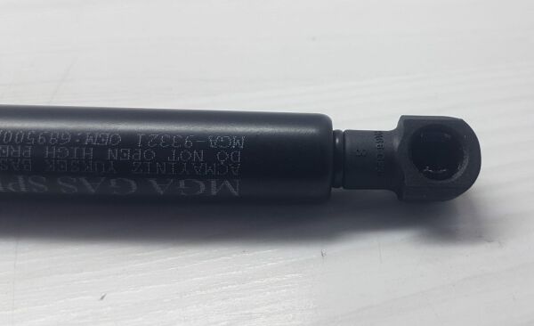 Bagaj Amortisörü Corolla Verso 10-