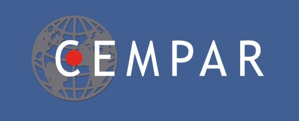 Kulbutör kapağı Accent 03-06 Benzinli Orta Kapak