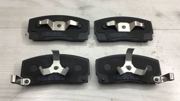 Daıhatsu Applause Ön Balata Takım