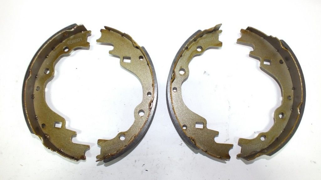 BESTA / E2200 1986-1994 / CERES 2,4 / PREGİO 1988-2005 FREN BALATASI ARKA PABUÇLU