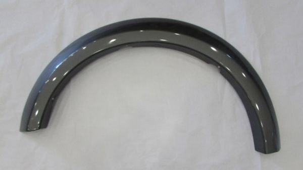 L200 2010-2014 ÇAMURLUK AĞZI PLASTİĞİ (DODİK)  ÖN (BOYALI) SOL