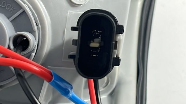 Sinyal H100 Sol 97-08 Y.M. Duylu