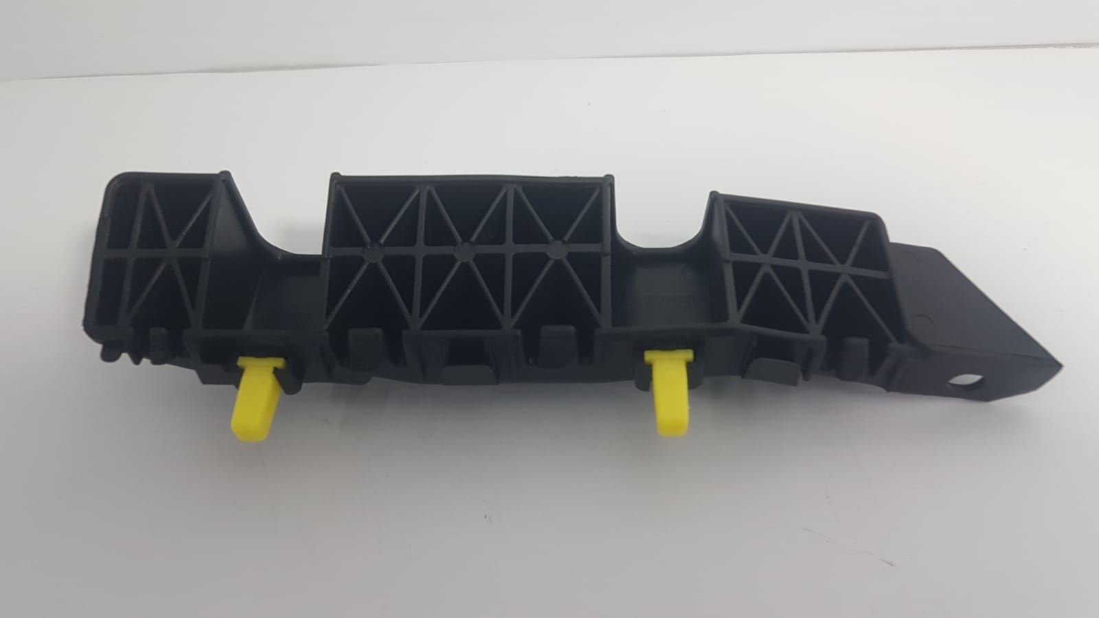 elantra tampon braketi ön sağ 1.6 gamma 2cvt  21-