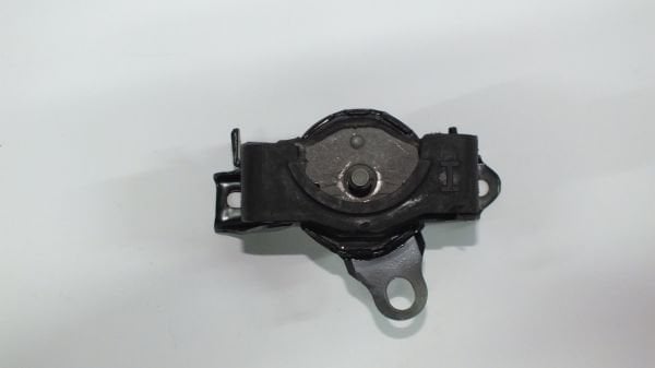 323 1995- MOTOR TAKOZU SAG YAGLI MT/AT