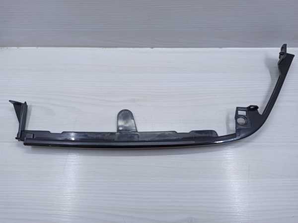 Mazda 323 Far Alt Çıtası 1990-1995 Sol