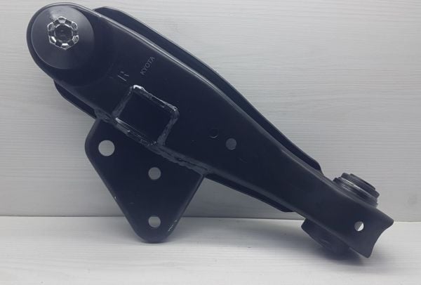 salıncak h100 Kamyonet Sağ 1997-2004 alt tabla rotil