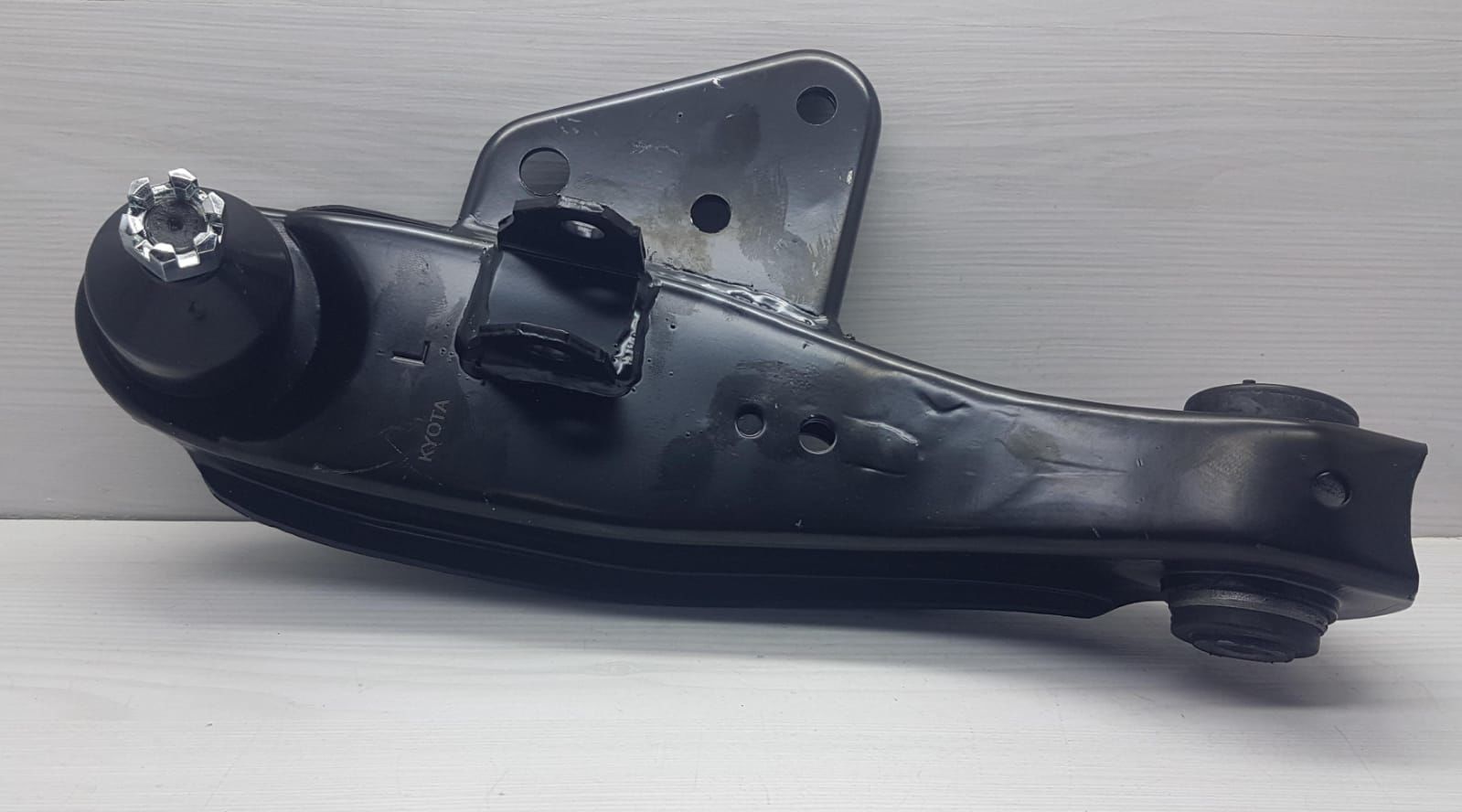 salıncak h100 Kamyonet Sol 1997- Alt tabla rotilli