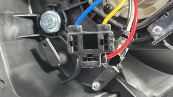 Far Era Sağ Sari Sinyalli Manuel