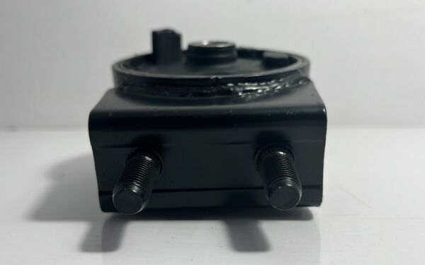 Motor Takozu 323 95-98 Ön Düz Vites