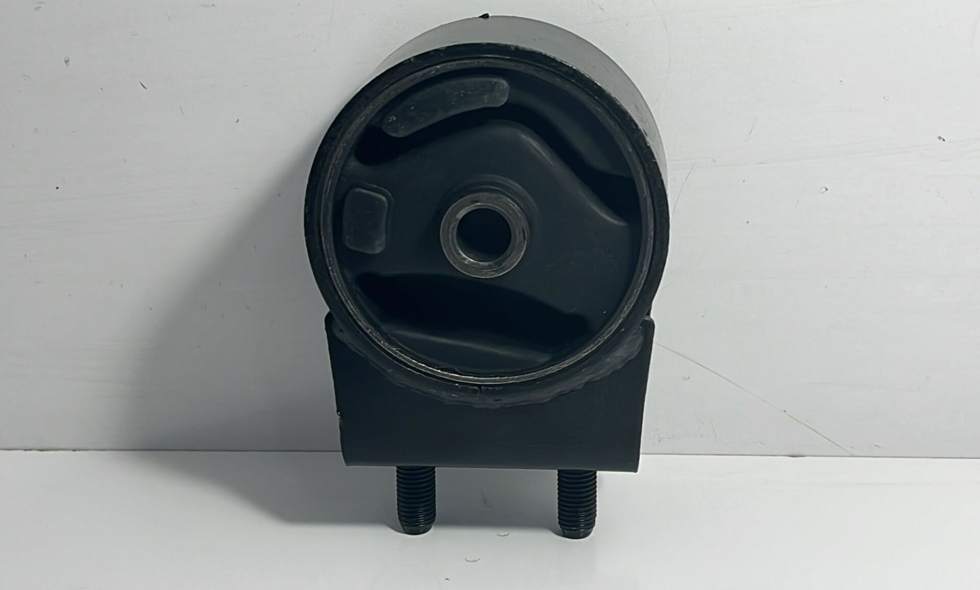 Motor Takozu 323 95-98 Ön Düz Vites