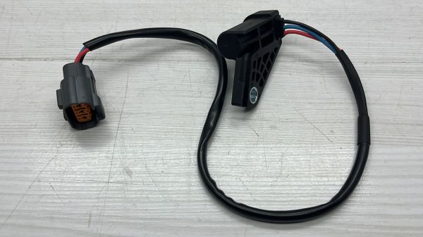 grank Devir Sensörü 323 96-02 1,5 Kablolu