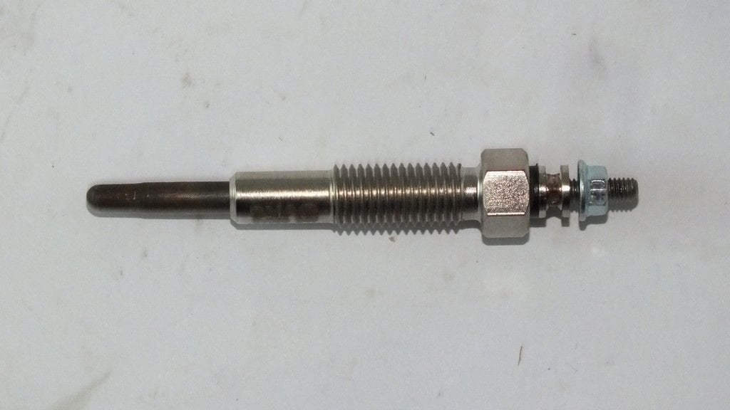 MAZDA T3000 / KOBRA 3500 GJ132MA KIZDIRMA BUJİSİ 24 V