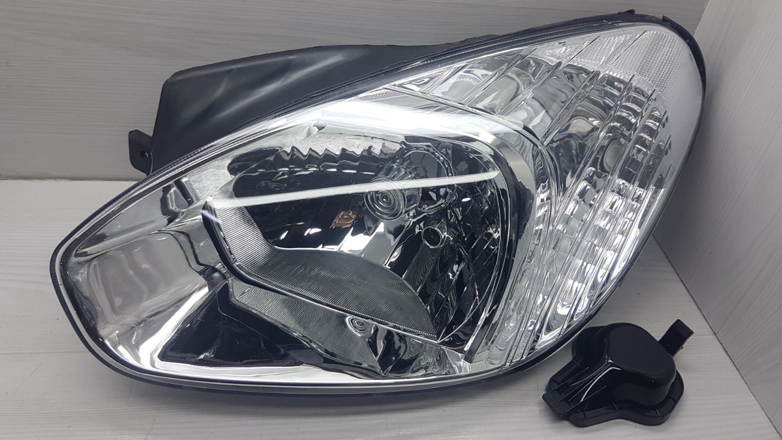 Far Era Sol Beyaz Sinyalli Manuel