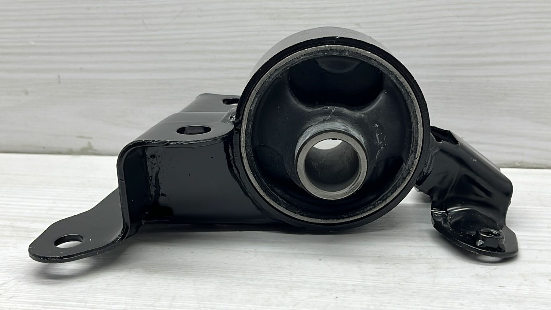 Motor Takozu 323 90-95 Sol Arka B455-39-070