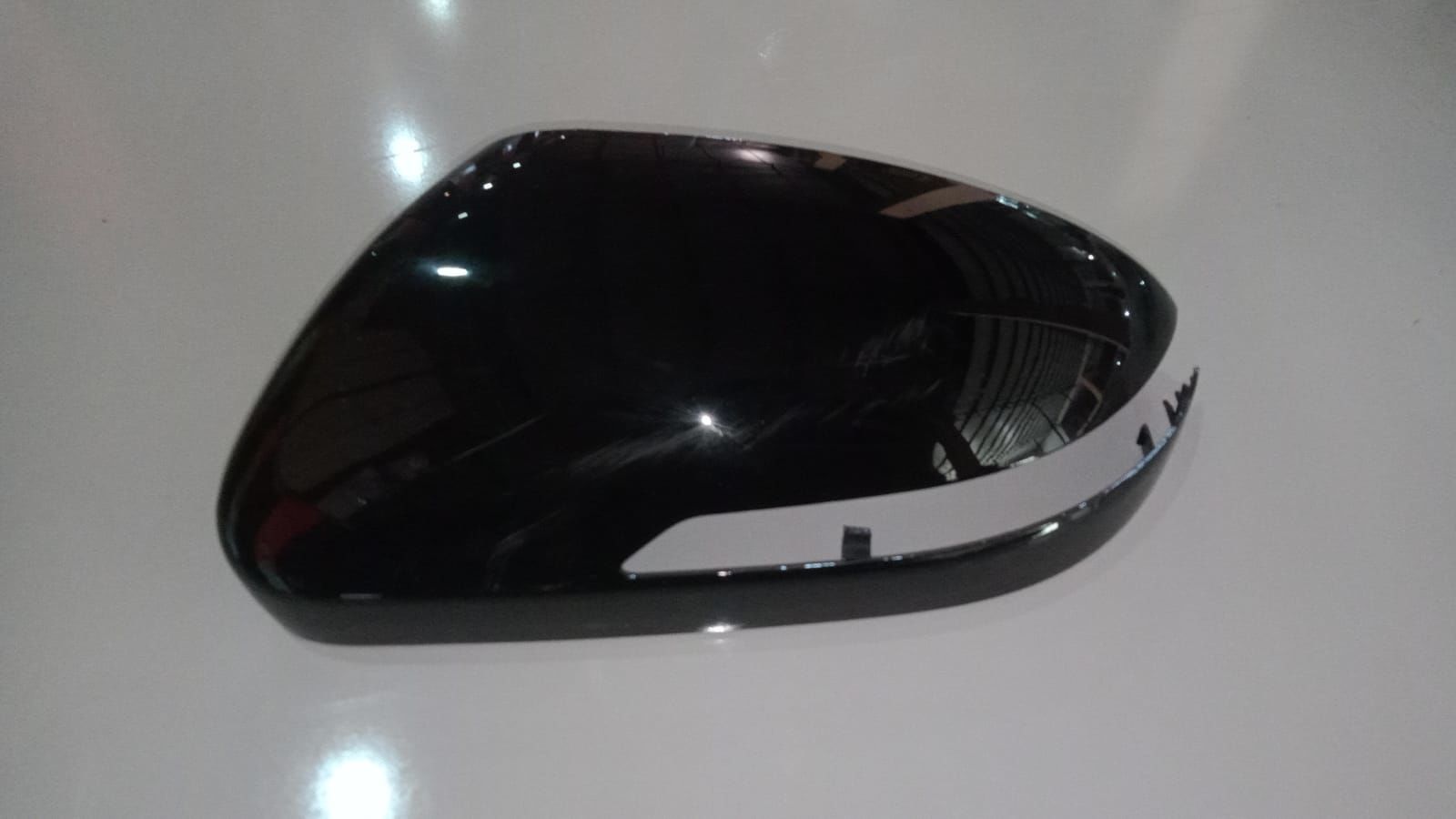 KAPAK AYNA DİKİZ İ20 15-19 LH (SİNYALLİ)