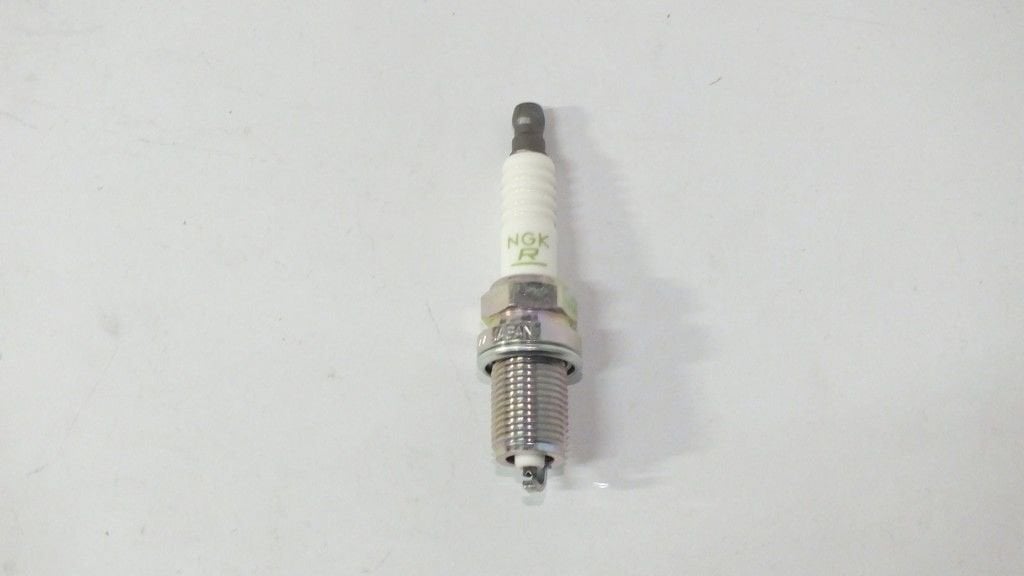 ALMERA / PRIMERA / SUNNY / 323 / SEPHIA 1.4 1.6 SPORTAGE 94-99 ATEŞLEME BUJİSİ