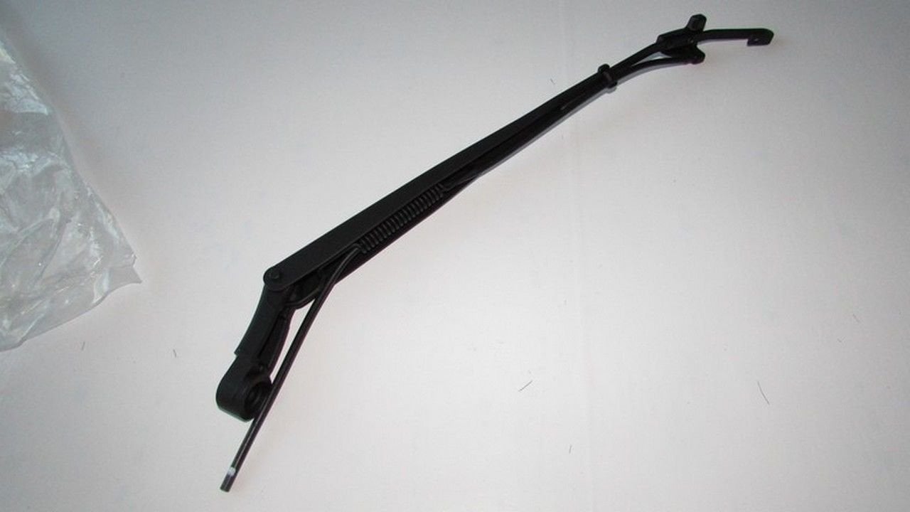 HD 35/75 04- SİLECEK KOLU SAĞ