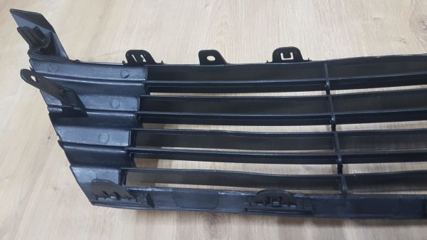 Tampon ızgarası Corolla Ön 17-19