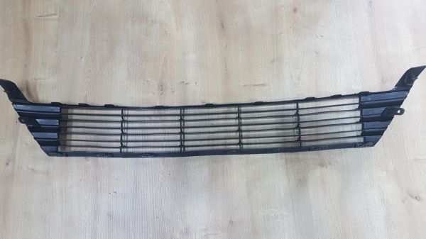 Tampon ızgarası Corolla Ön 17-19