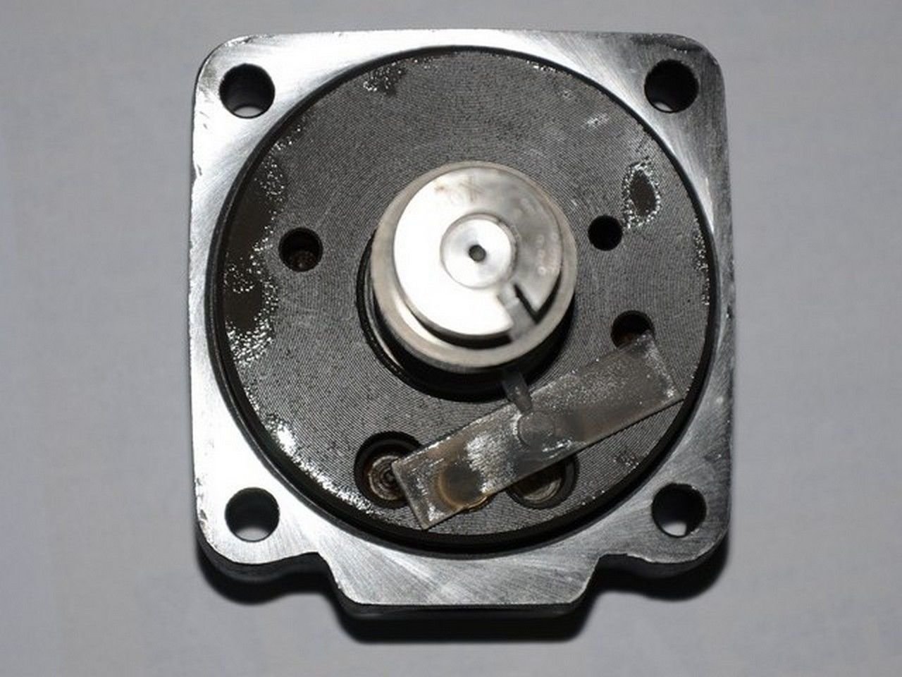 KOMATSU 6BL 95L / YANMAR ROTOR SAĞ DIS 11