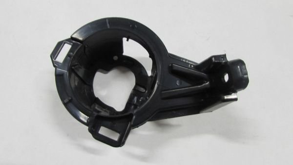 JUKE 2011- SİS LAMBA BRAKETİ (YUVASI) SAĞ