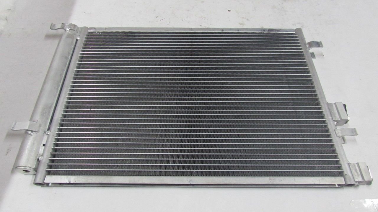 İ20 2008-2011 BENZİNLİ KLİMA RADYATÖRÜ