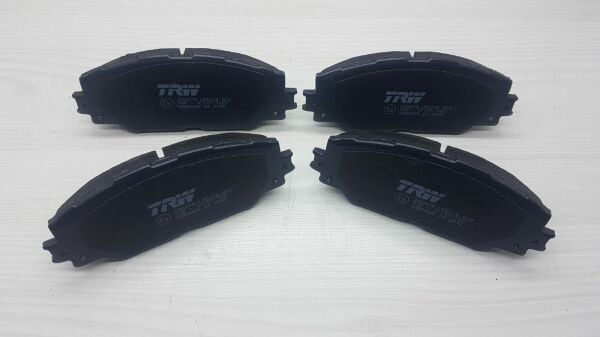 Balata Ön Corolla/Auris 2007- Benz.