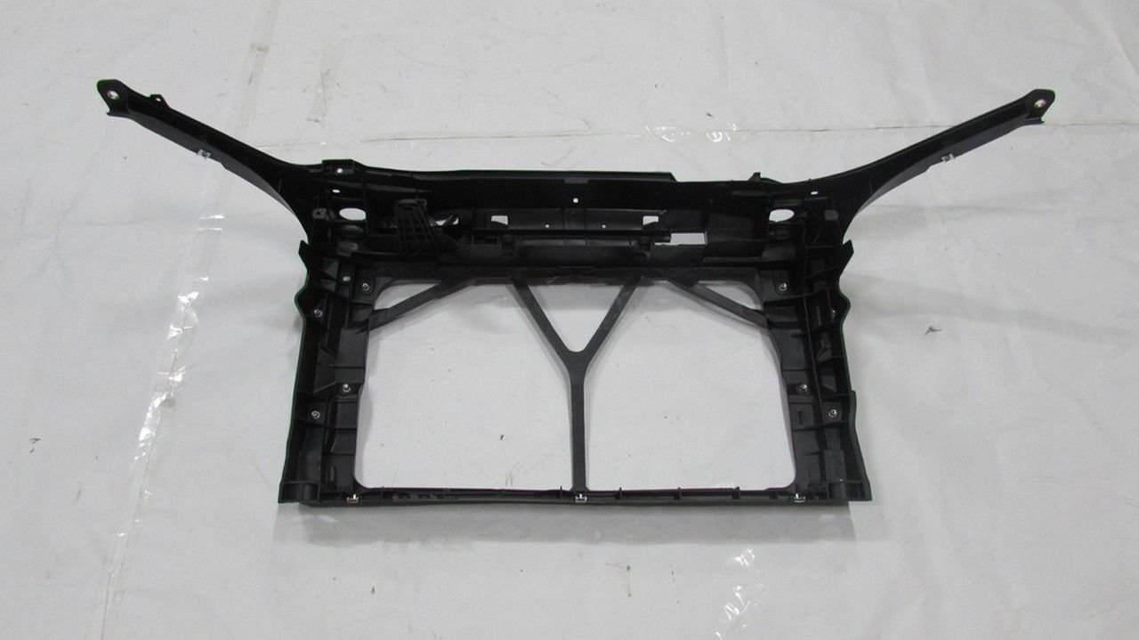MAZDA 3 SEDAN / HB ÖN PANEL