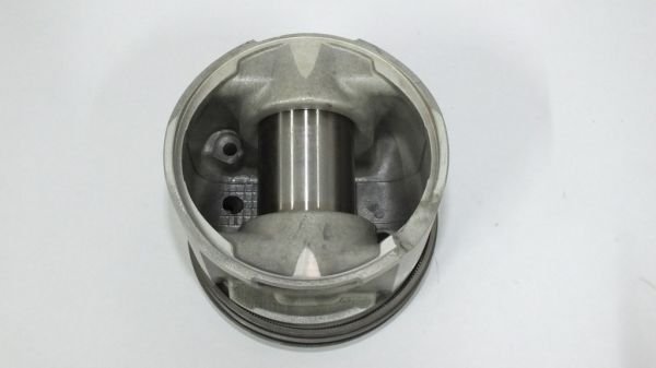 HİLUX VİGO 2.5 16 V 06-10 92.50 MM 2KD-FTV YANMA HÜCRE 39,50 MM ( NPR JAPON SEGMAN ) PİSTON SEGMAN 050