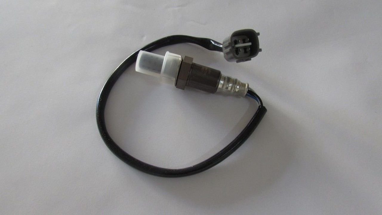 COROLLA 2000-2002 AE111 1,6 OKSİJEN SENSÖRÜ