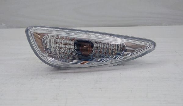 Çamurluk Sinyali Blue/i20 08-13 Sağ