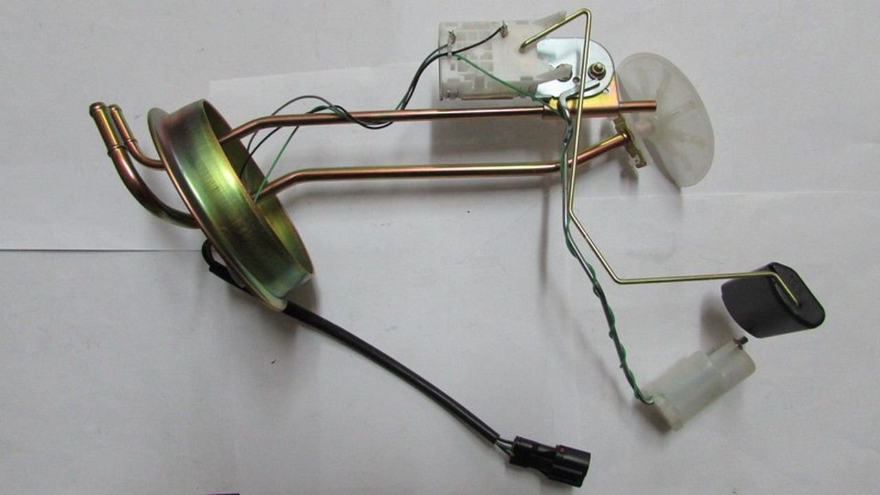 STAREX 2001- YAKIT DEPO ŞAMANDIRASI KOMPLE