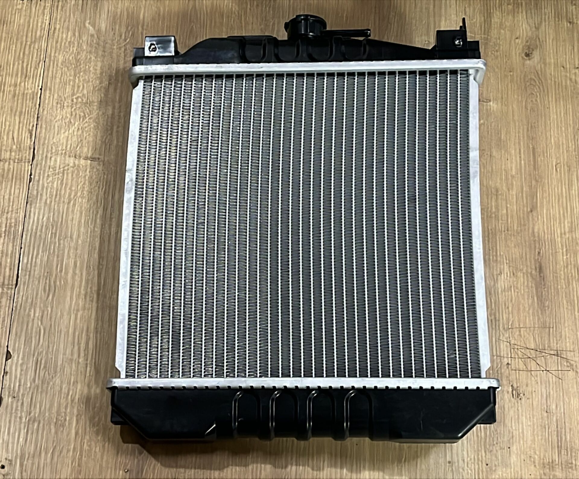 RADYATÖR ALTO/MARUTI 26MM KALIN