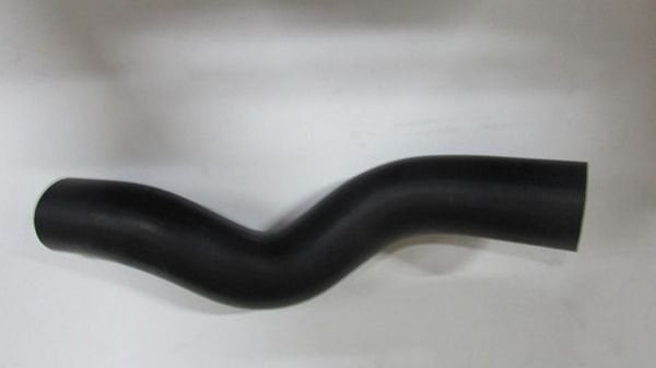 D MAX 4x4 3.0 BENZİNLİ RADYATÖR ALT HORTUMU