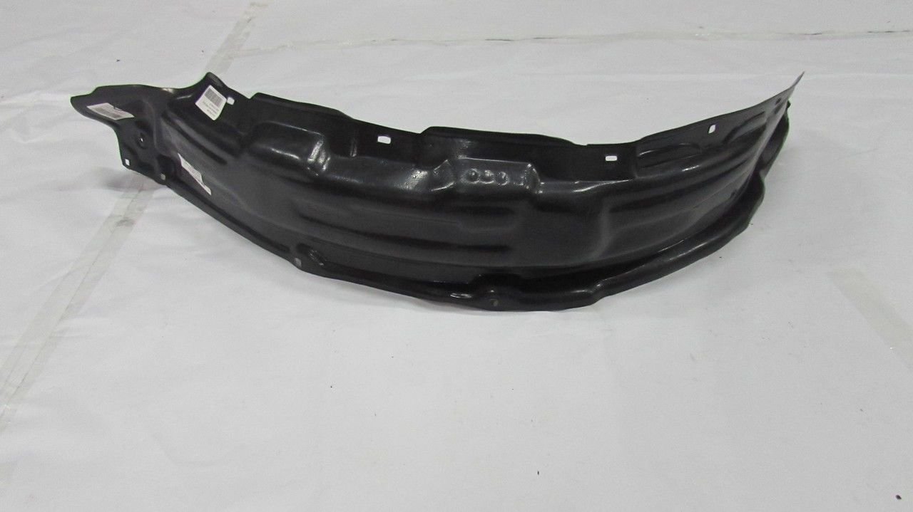 HILUX 2005-2006 ÇAMURLUK DAVLUNBAZI ÖN SAĞ
