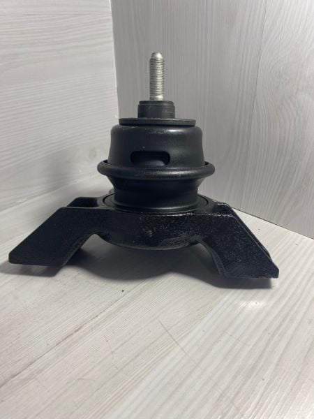 i30 dizel/benzinli sağ motor takozu a/t m/t