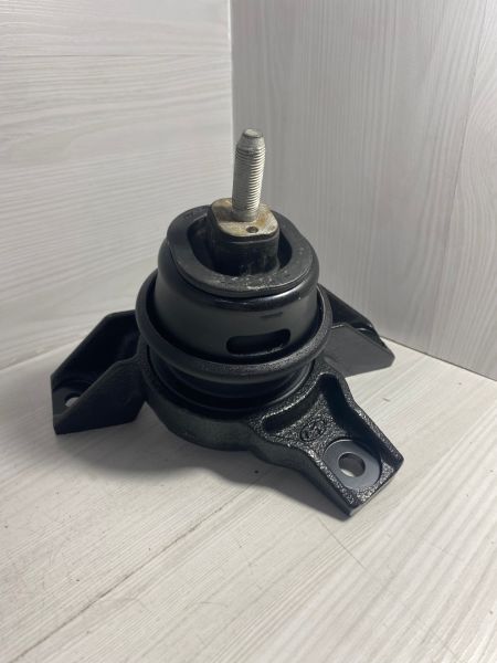 i30 dizel/benzinli sağ motor takozu a/t m/t